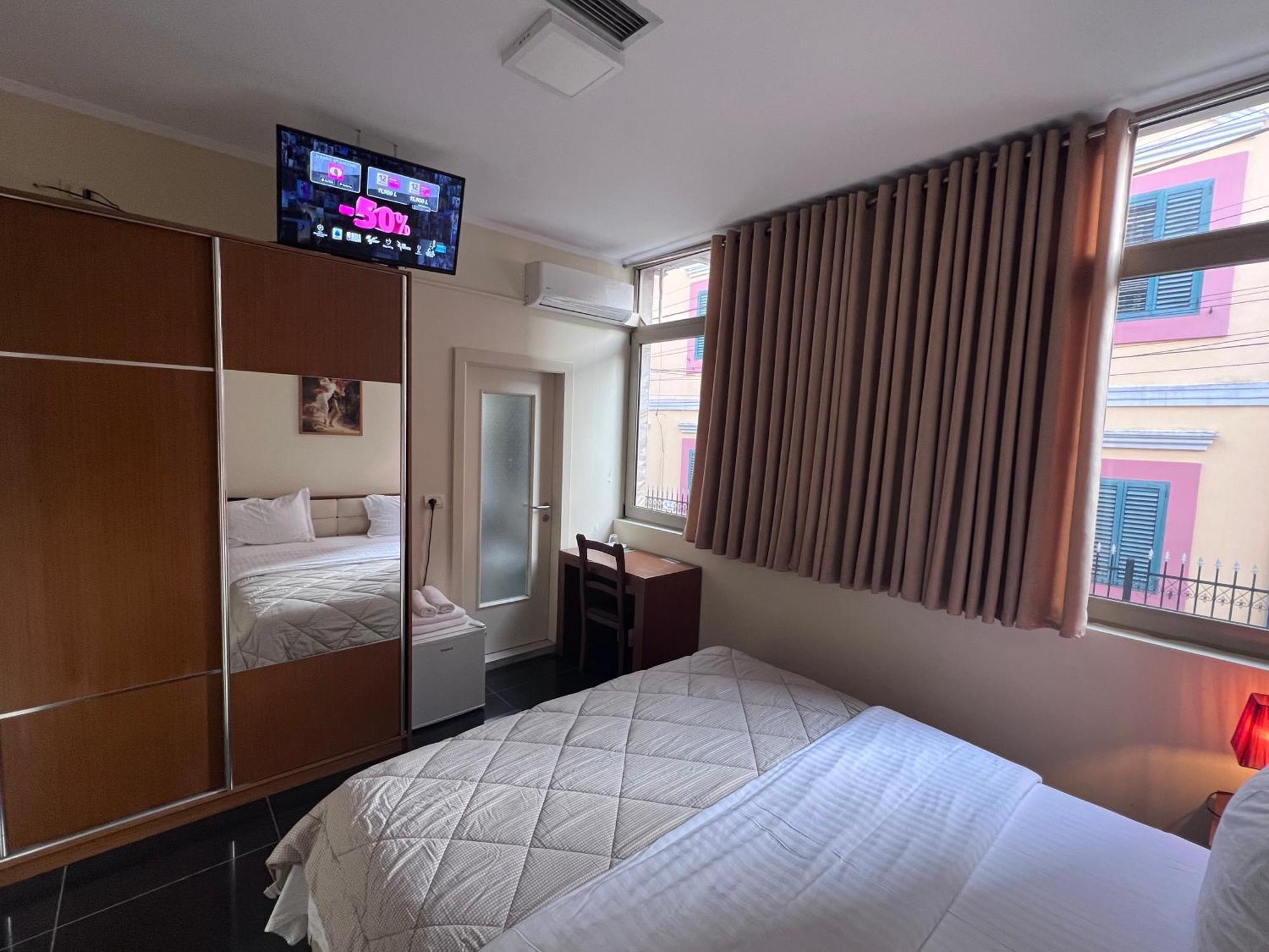 Bobi Hotel Shkodër 外观 照片