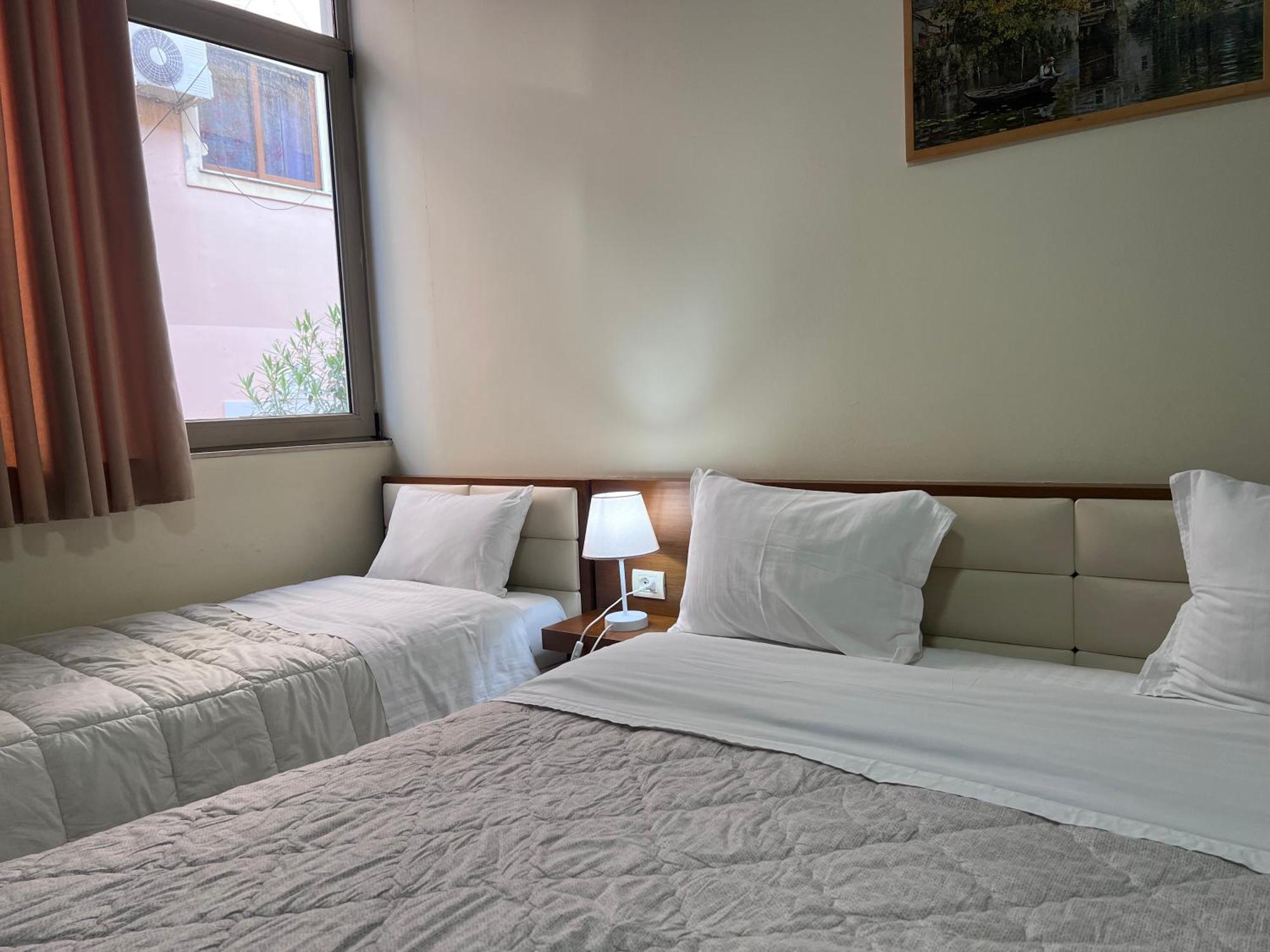 Bobi Hotel Shkodër 外观 照片