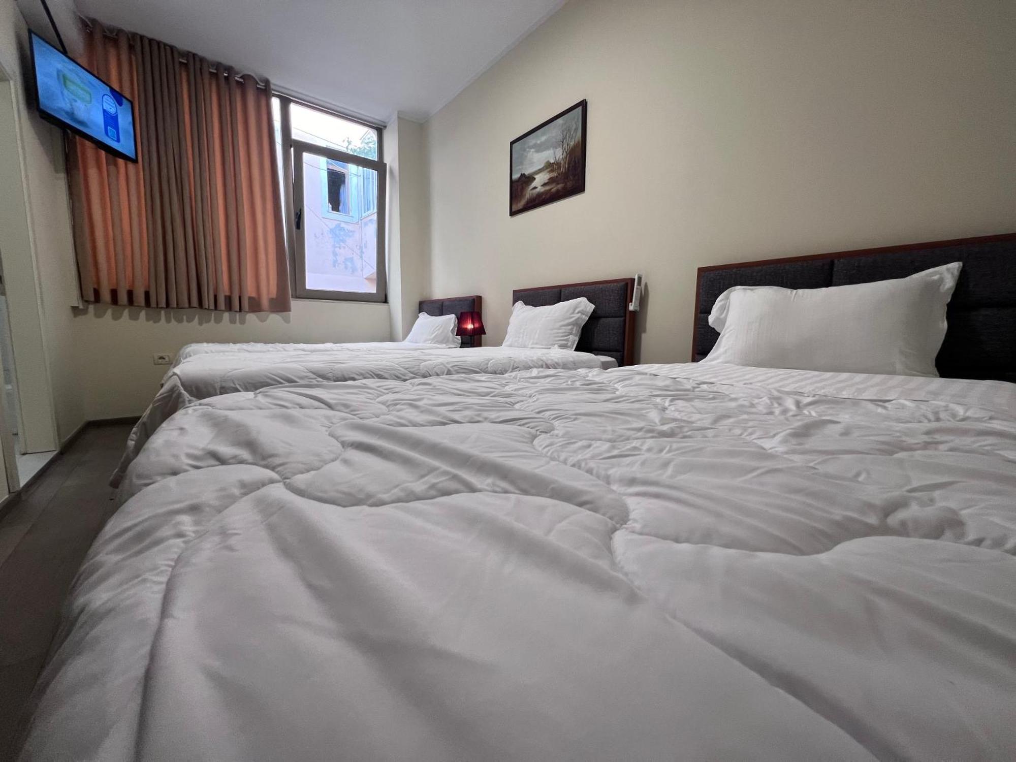Bobi Hotel Shkodër 外观 照片