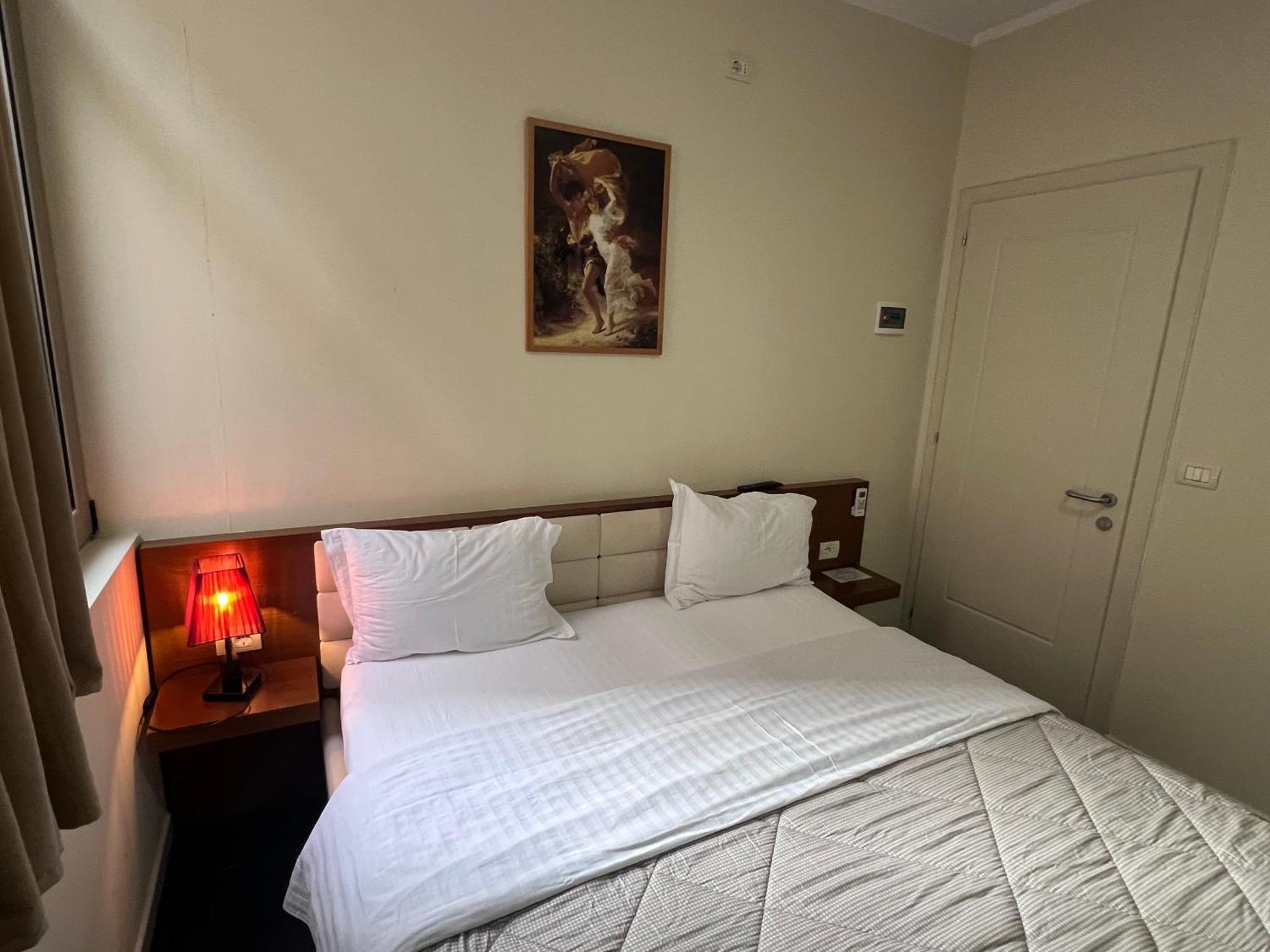 Bobi Hotel Shkodër 外观 照片